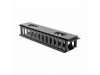 Triton organizator 2U rack plastičen s s pokrovom črn