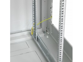 Triton kabinet 18U 900 600x600 siv N8 sestavljen