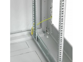 Triton kabinet 45U 2105 600x800 siv N8 sestavljen